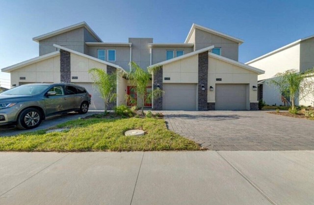 3 Bedrooms/2 Bathrooms/Champions Gate (9351SH)