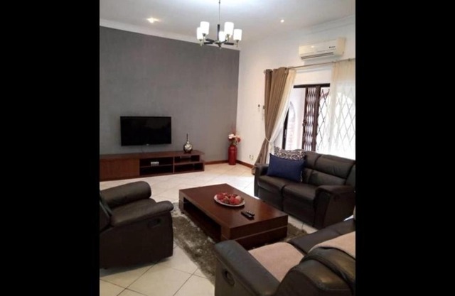3 bedrooms exclusive house in Northmead