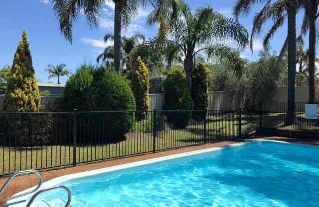 3 bedrooms - sleeps 6