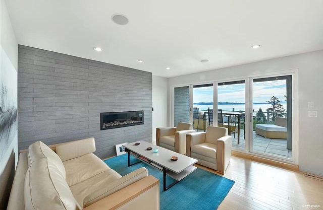 3 BR Seaside Bliss-Close to the beach-OCEAN VIEW!
