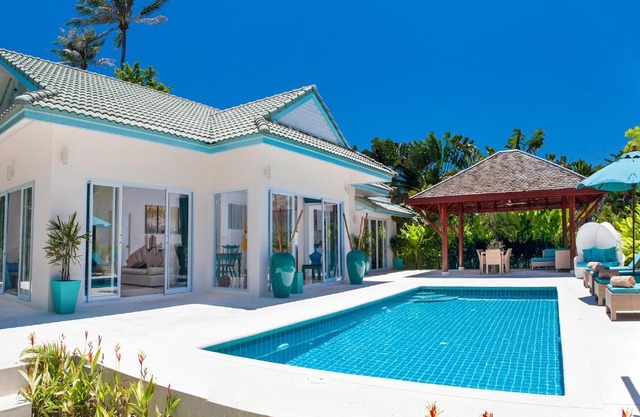 3 BR Villa Baan Khwam Rak, seconds to beach