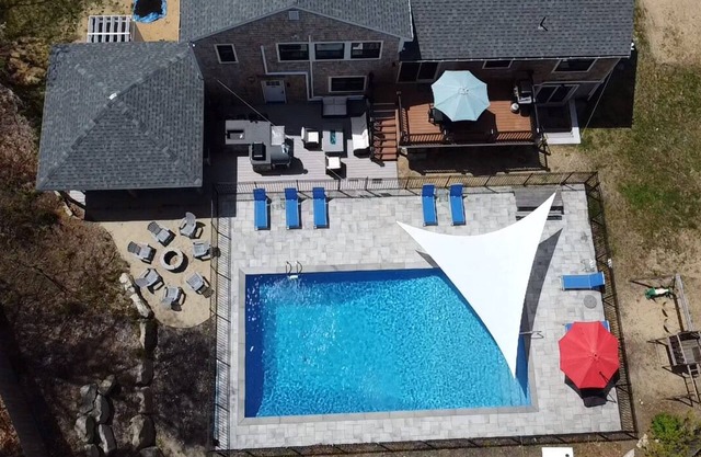 3 homes in one, pool, outdoor kitchen, wk to beach, great for multiple families