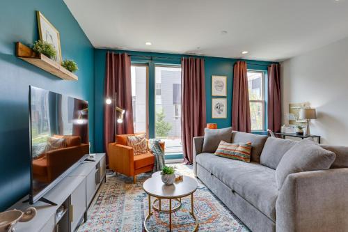 3 Mi to Center City Philadelphia Townhome