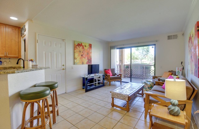 3 Mi to Indian Wells Tennis Garden: Condo w/Patio