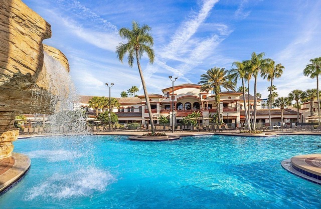 3 Miles from Disney! Family-Friendly 2BR Sheraton Villa! 6–8 guests! Pool/spas!