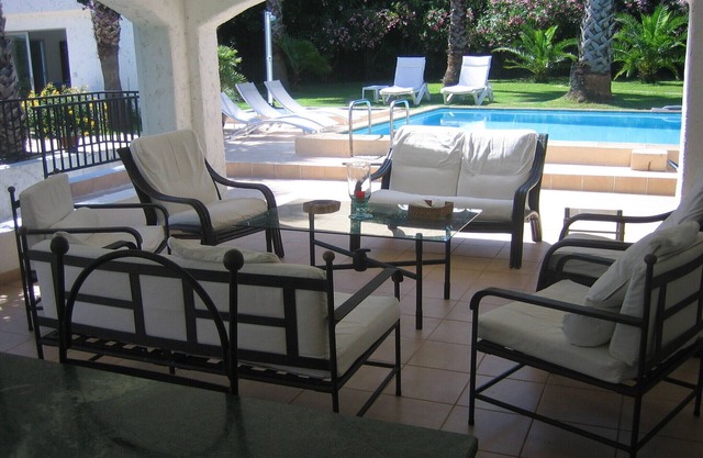 3 minutes away from the sea, relaxation guaranteed, all mod cons