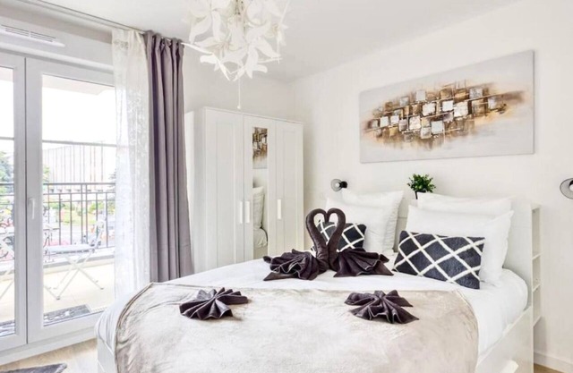 3 rooms Standing 70 m² - RER B 20 min Paris
