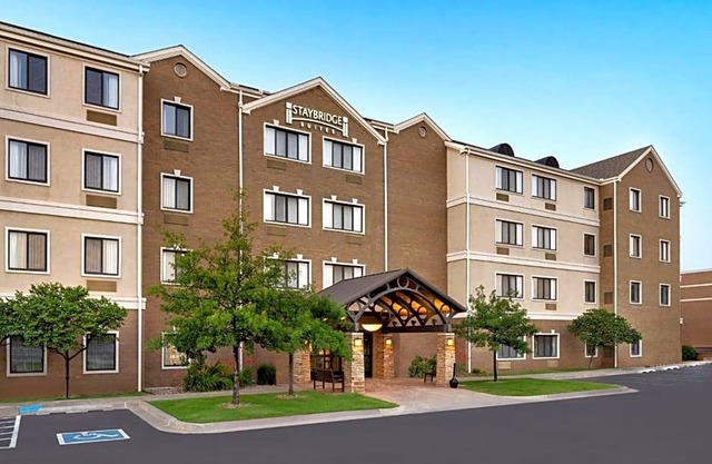 3-Star Hotel ∙ Staybridge Suites Oklahoma City-Quail Springs, an IHG Hotel
