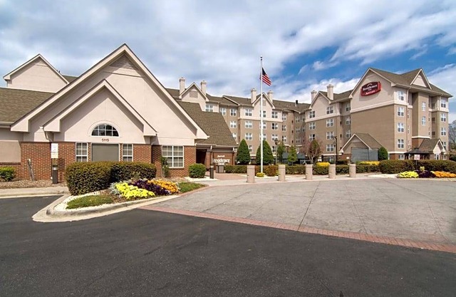 3-Star Hotel ∙ Residence Inn by Marriott Charlotte Piper Glen