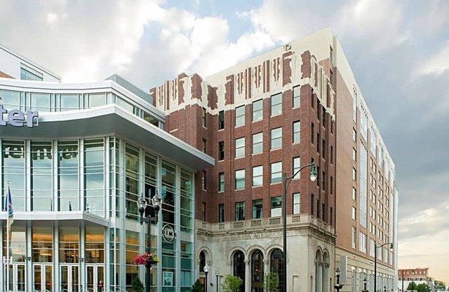 3-Star Hotel ∙ Renaissance Allentown Hotel
