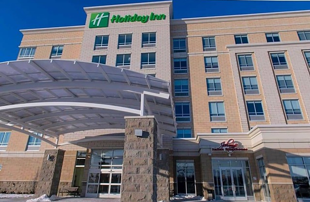 3-Star Hotel ∙ Holiday Inn Detroit Northwest - Livonia, an IHG Hotel