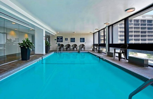 3-Star Hotel ∙ Four Points by Sheraton Boston Newton