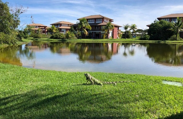 3 SUITES SUITABLE IN THE BEST FORTE BEACH CONDOMINIUM - NATURAL POOLS