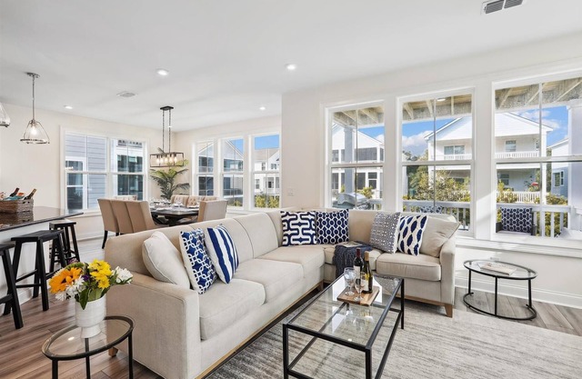 3 Talon CT @ Fish Haul Beach | FREE Heated Pool | Walk to Beach | Pet-Friendly