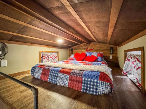 3 Tiny Town Romantic tiny home Animals Fire Pit by Vacation Your Way
