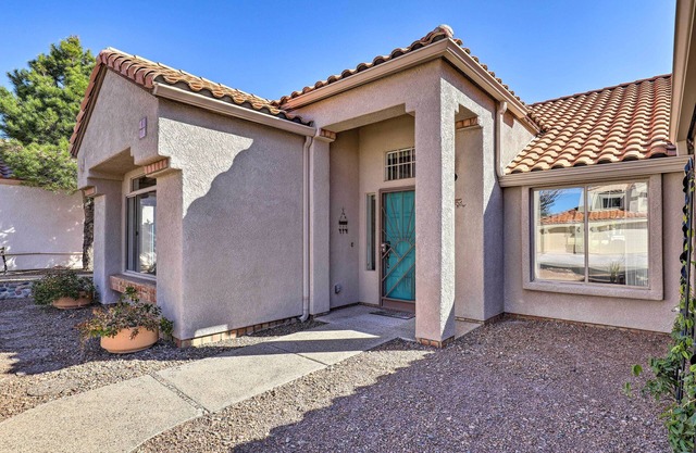 30+ days, Golf & Mountain Views, 2 master suites