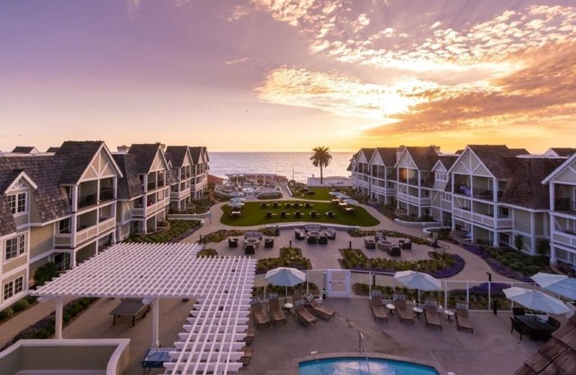 30% off Carlsbad Inn Beach Resort Instant Booking 1BR/1BA, 8/3/2025 - 8/10/2025