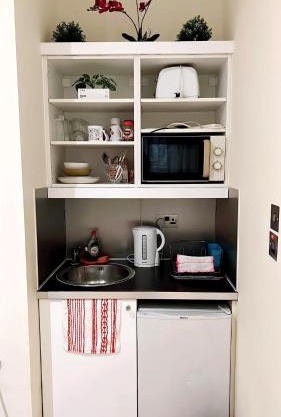 301 Self contained studio in heart of London