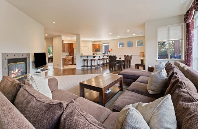 302 m² House ∙ 4 bedrooms ∙ 8 guests