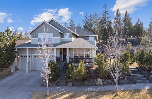 325 m² House ∙ 5 bedrooms ∙ 14 guests