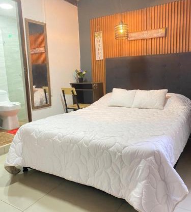 34 BELLo APARTAMENTO EN LA MEJOR ZONA DE MEDELLIN LAURELES ESTADIO 2 HAb 2 BAÑOS