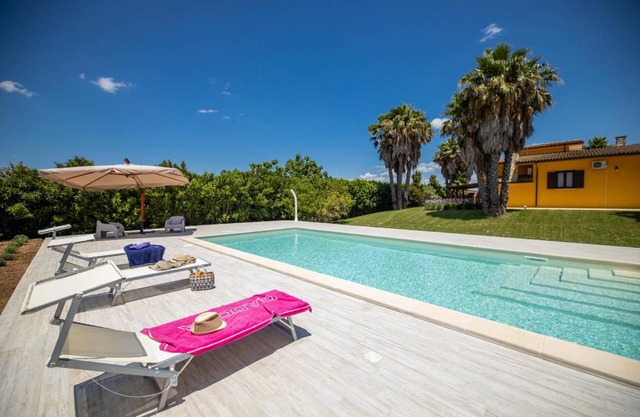 341 m² Apartment ∙ 5 bedrooms ∙ 12 guests