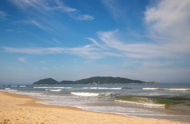 350m da Lomba do Sabão na Praia do Campeche TT7271