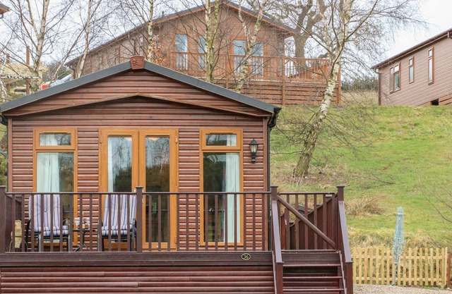 36 BADGERS RETREAT, pet friendly in Catterick, North Yorkshire