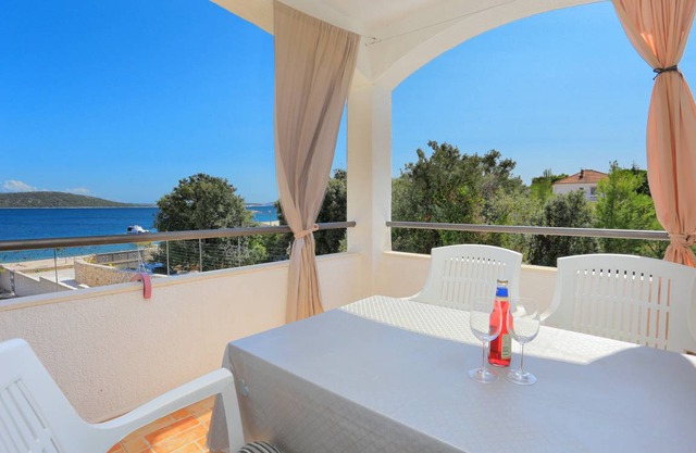 Beach Sevid Trogir 