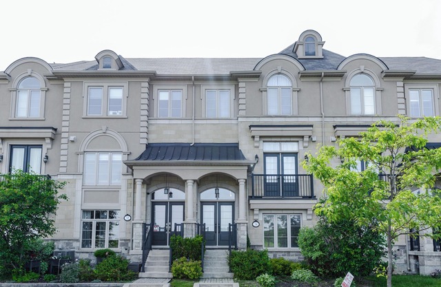 3BD Vacation Home in Vaughan