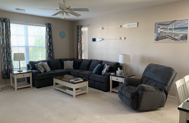 3BR/2BA condo in Sunset Beach, NC with free WiFi and beautiful balcony view