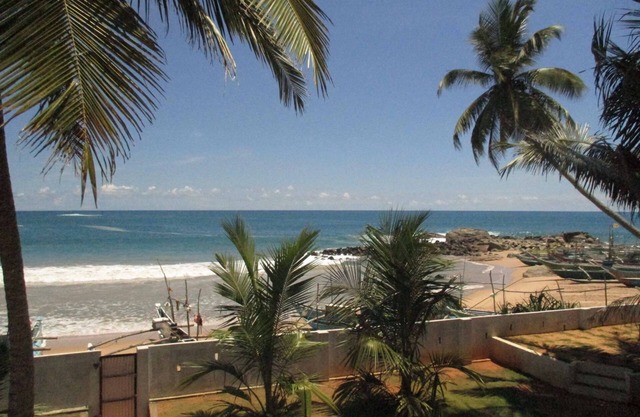 3br Beach front sea view Villa No 164