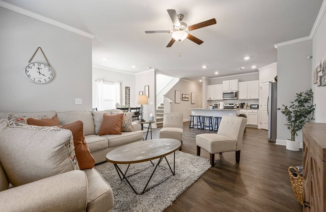 3BR Extended Stays, Pet Friendly