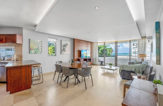 3BR in Boutique Condo 30 meters from one of the World’s Top City Beaches