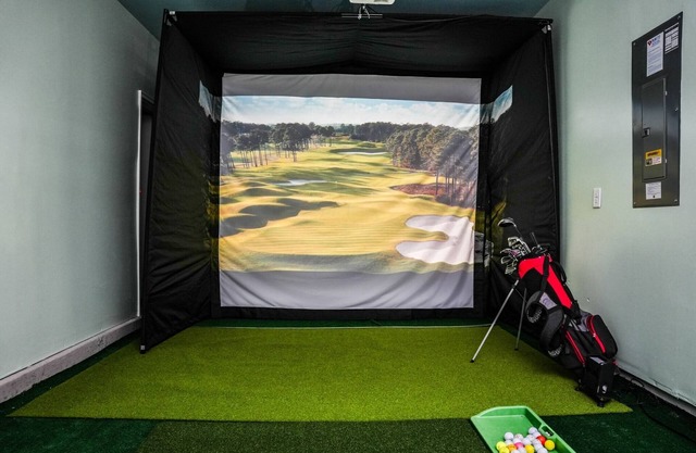 3BRTownhome Golf Sim, Theatre by NMB Sport Complex