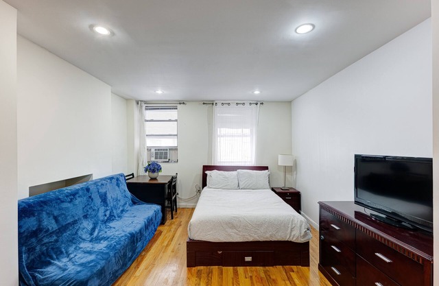 3RW Chic Chelsea Studio By The High Line