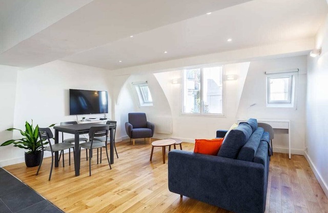 4. APARTEMENT PARIS CENTRE 50m2 2 beds - 2/4 pers. Air conditioning