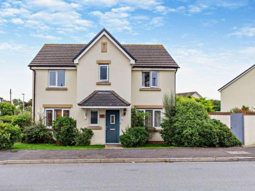 4 Bed in Westward Ho 85367