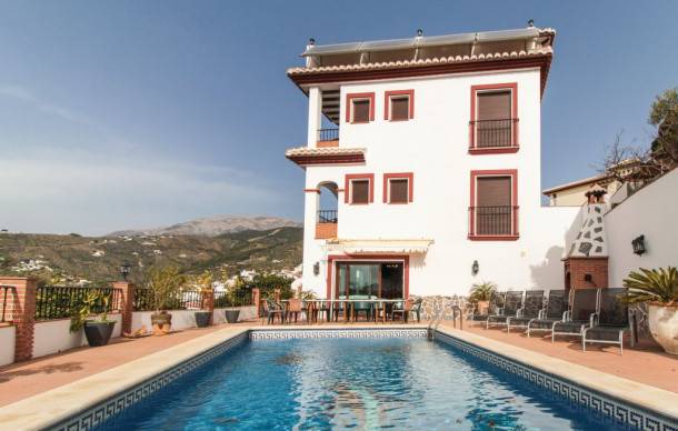 4 bedroom accommodation in Canillas de Albaida