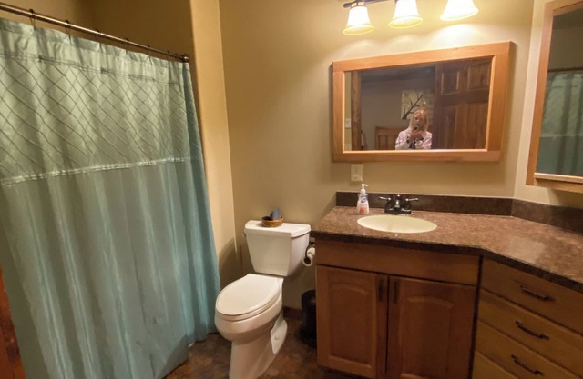 4 bedroom, 2 3/4 bath home, pet friendly home. Sleeps 8 adults comfortably