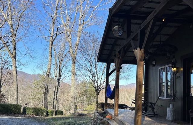 4 Bedroom 3 Bath Mountain View