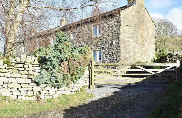 4 bedroom accommodation in Mallerstang, near Kirkby Stephen