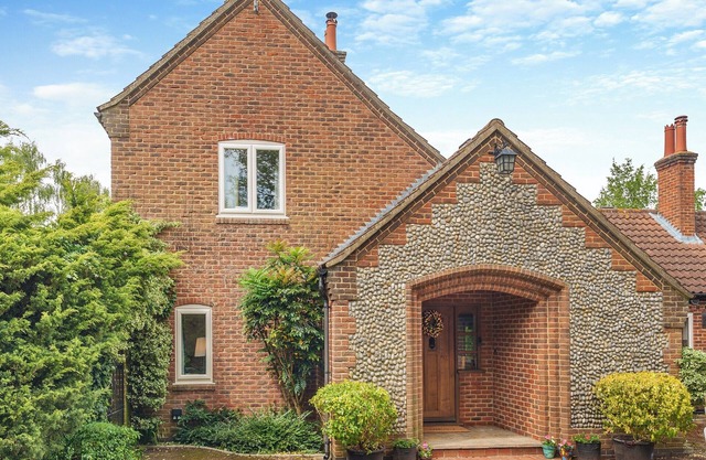 4 bedroom accommodation in Walpole St Peter, near King&rsquo;s Lynn