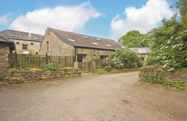 4 bedroom accommodation in East Allington, near Totnes