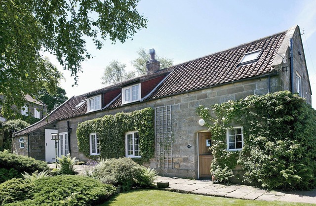 4 bedroom accommodation in Glaisdale