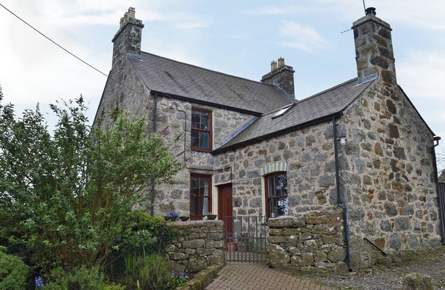 4 bedroom accommodation in Llanbedrgoch, near Benllech