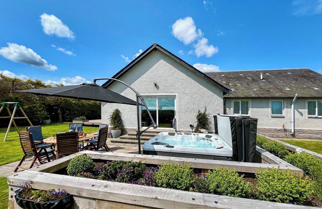 4 bedroom accommodation in Perth