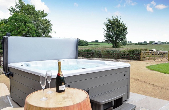 4 bedroom accommodation in Calthwaite, near Penrith