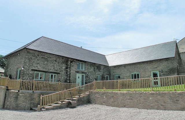 4 bedroom accommodation in Wembury
