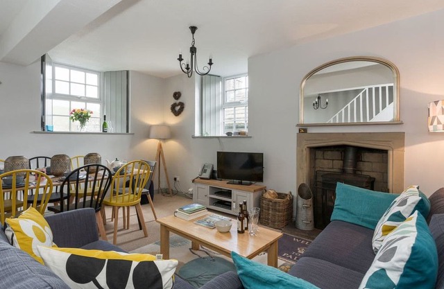 4 bedroom accommodation in Bainbridge, near Hawes